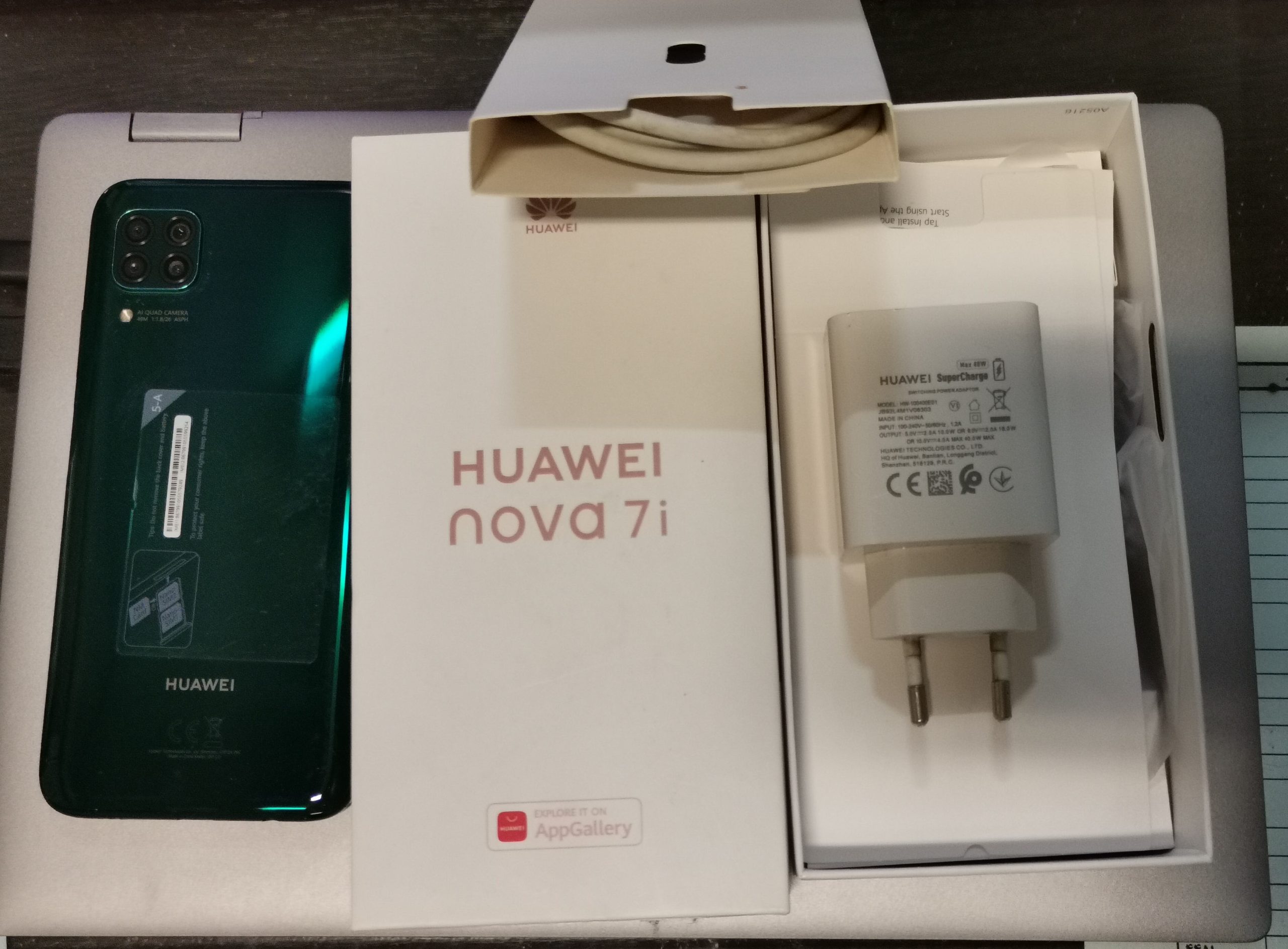 گوشی موبایل هوآوی مدل Nova 7i دو سیم کارت ظرفیت 128/8 گیگابایت (کارکرده بسیار تمیز)